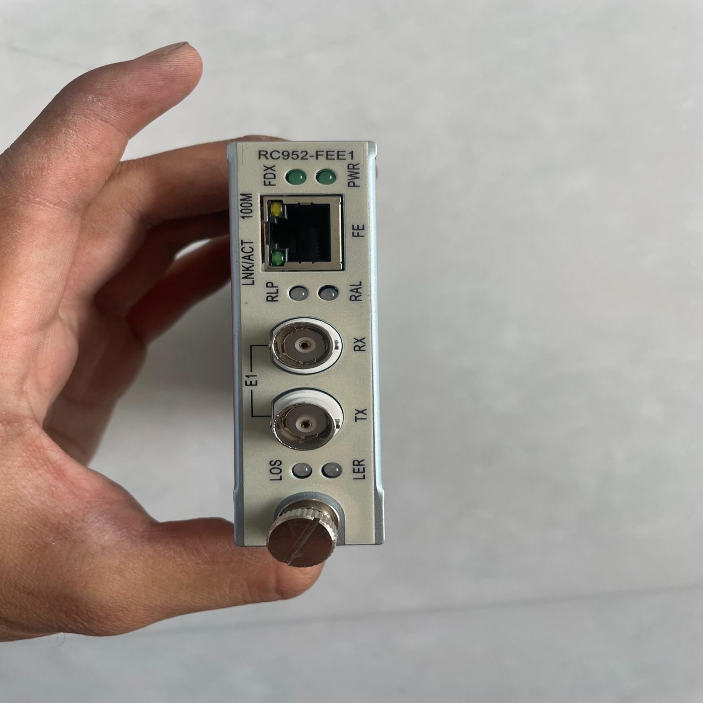 瑞斯康达 RC952-FEE1 协议转换器模块~询价