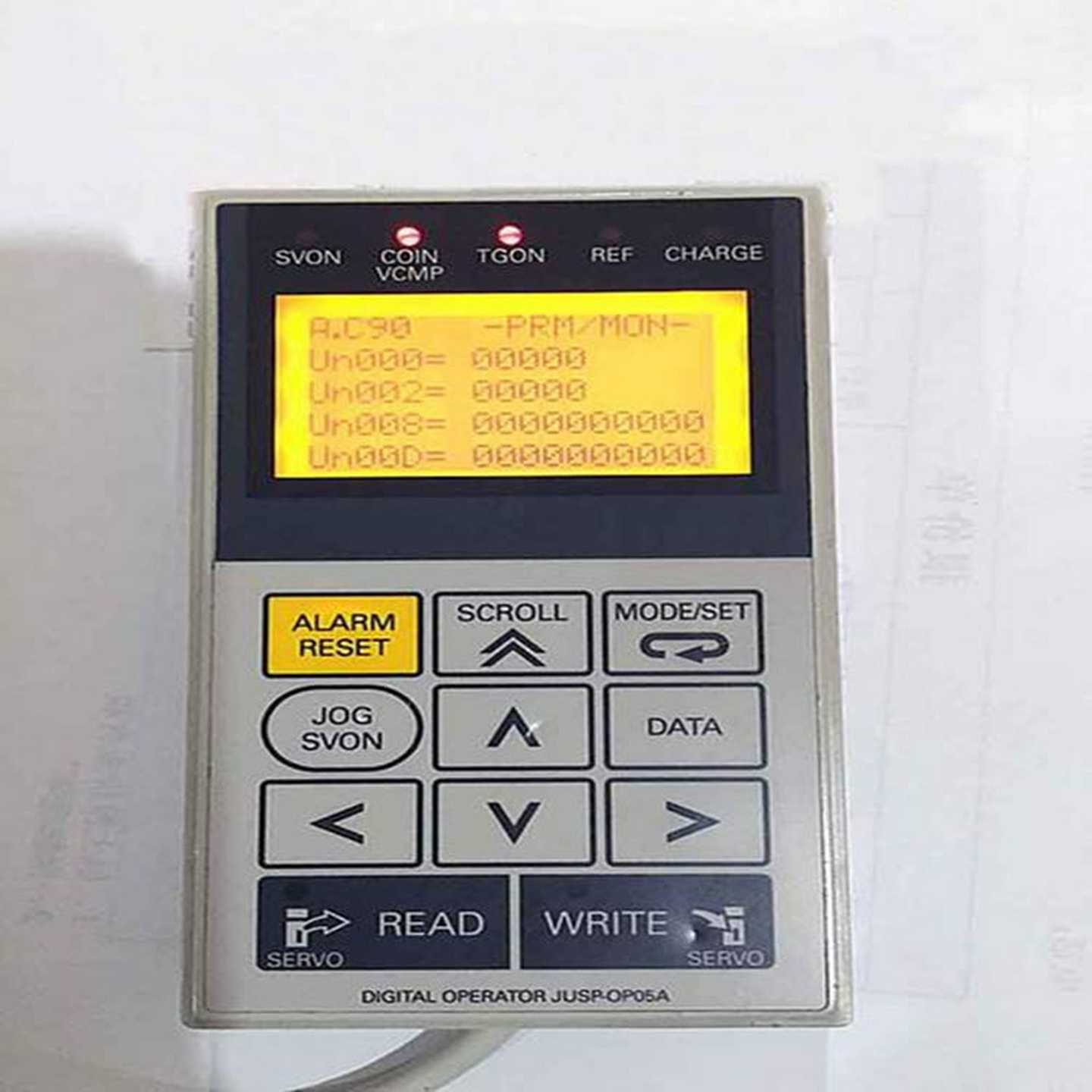 JUSP-OP05A-1-E操作面板JUSP-OP05A数字连接器JUSP-TOP02A-2-E