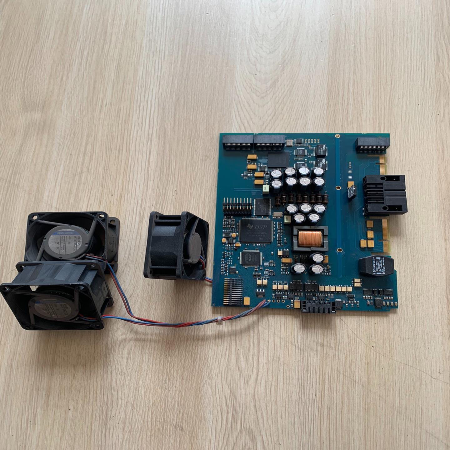 倍福驱动器板子AX5125ST004【鑫鑫商铺】