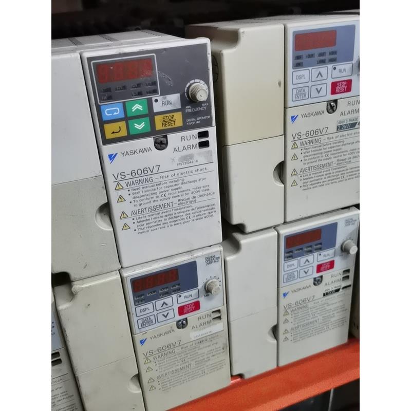 安川V7变频器22kwV7AT42P2