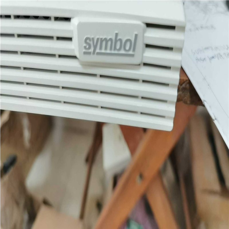 Symb0I。讯宝交换机。型号WS-5100-R140-~议价