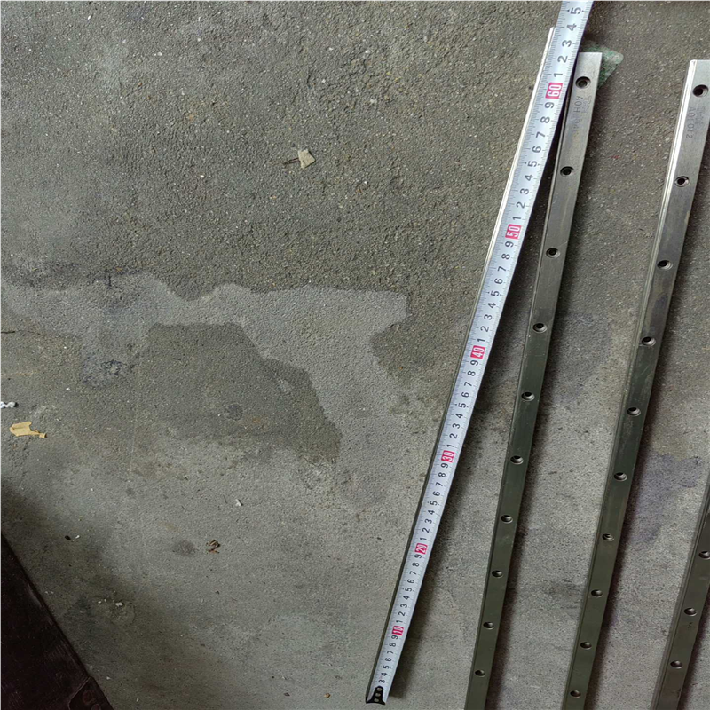 THK：GSR15T：分离型导轨滑块：实物图片：~询价