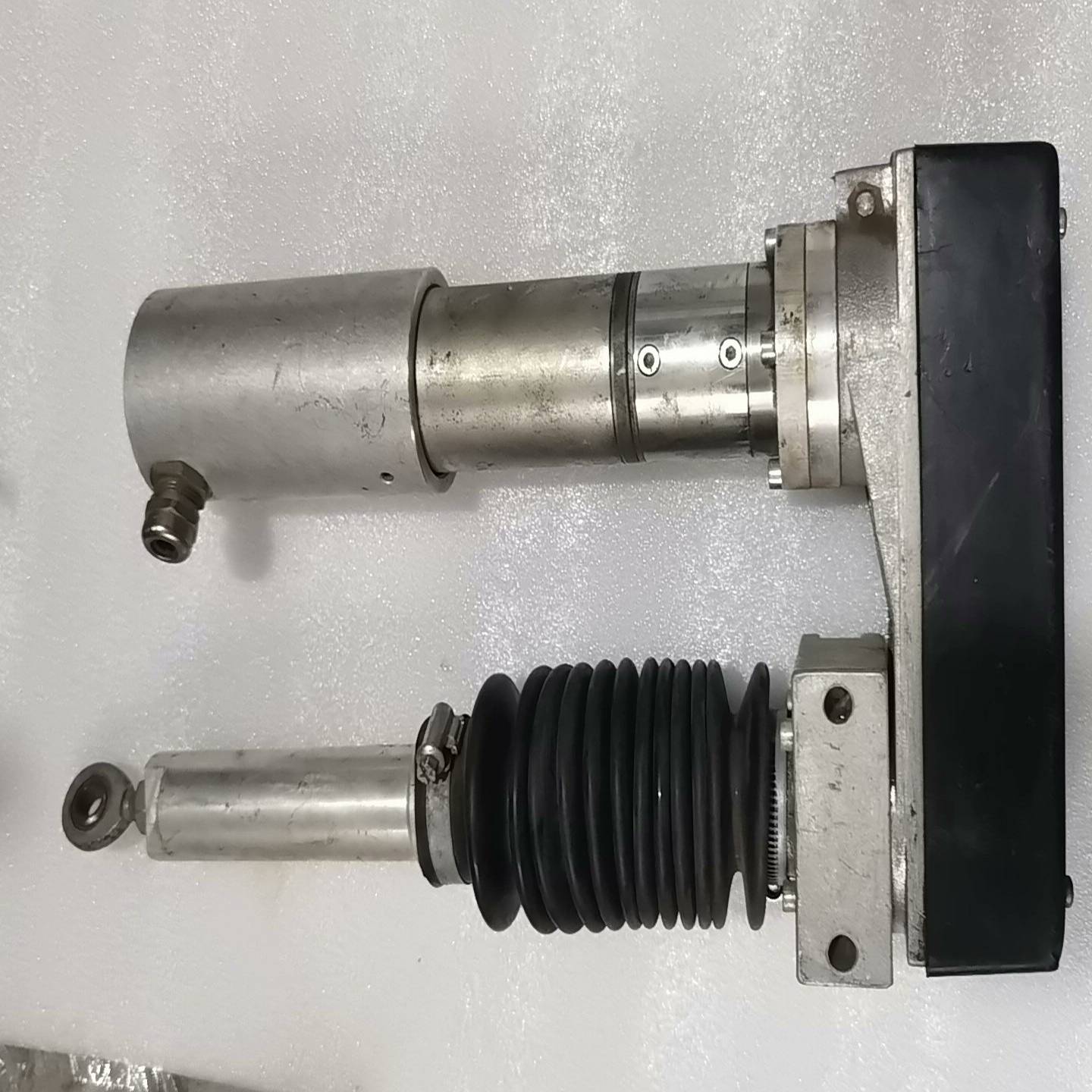 莱默尔AG4591Nr230567纠偏推动器询价