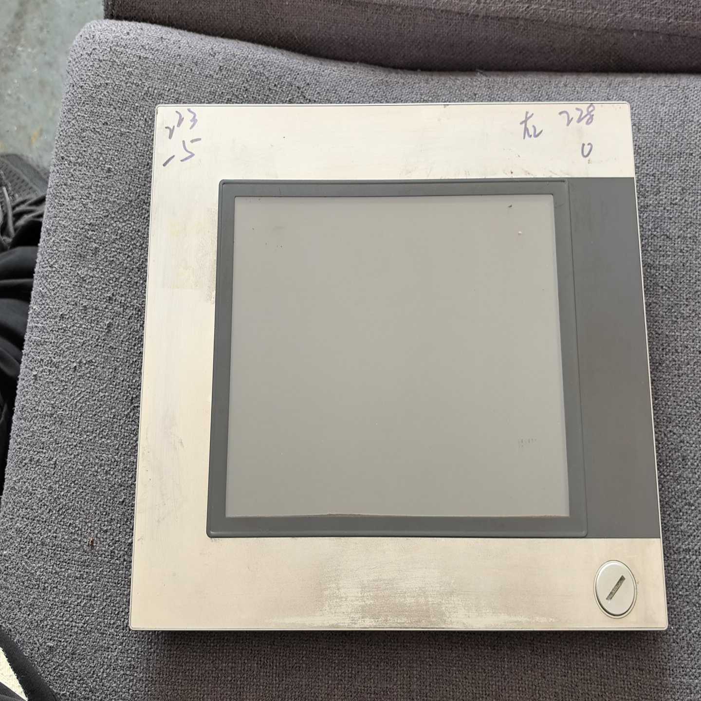 (询价)贝加莱5AP1120.1043-000  PC2100  拆