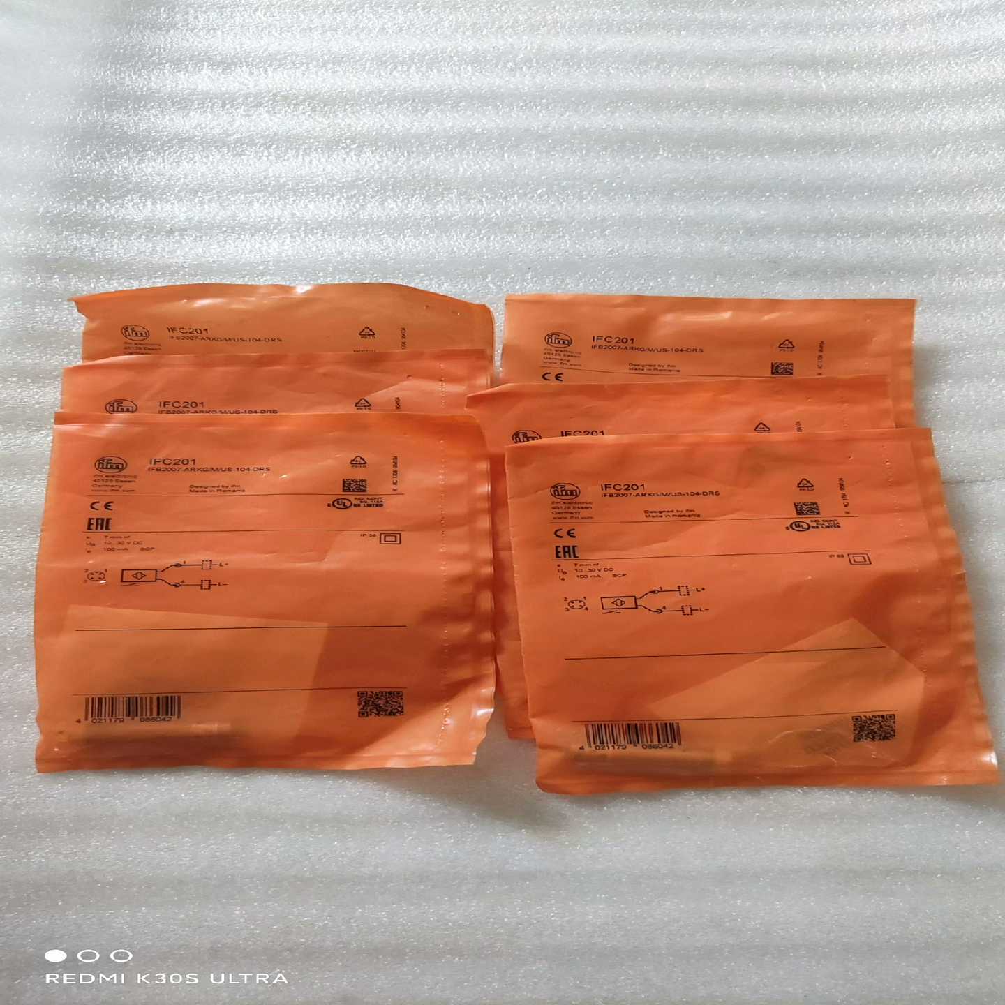 易福门接近开关  IFC201     (6个)【白零商行】