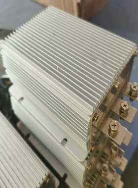 议~XWST转换器24V转12V60A大功率降压模块DC24V转