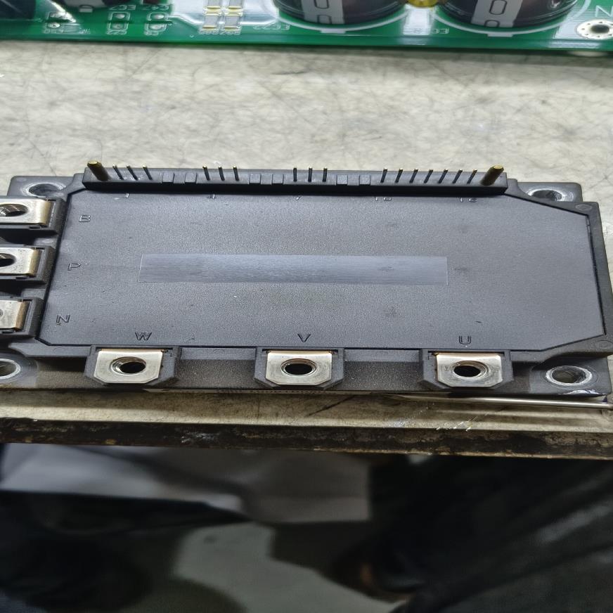 询价~7mbp100rtb060 igbt模块，如图，