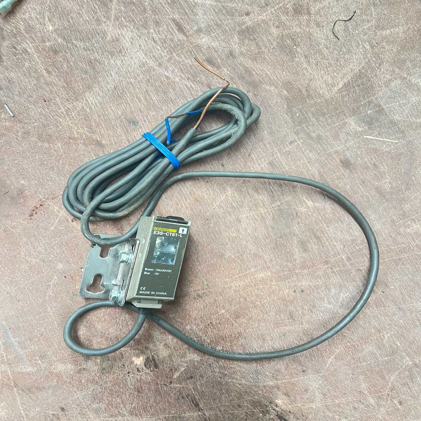 (询价)  E3S-CT61-L