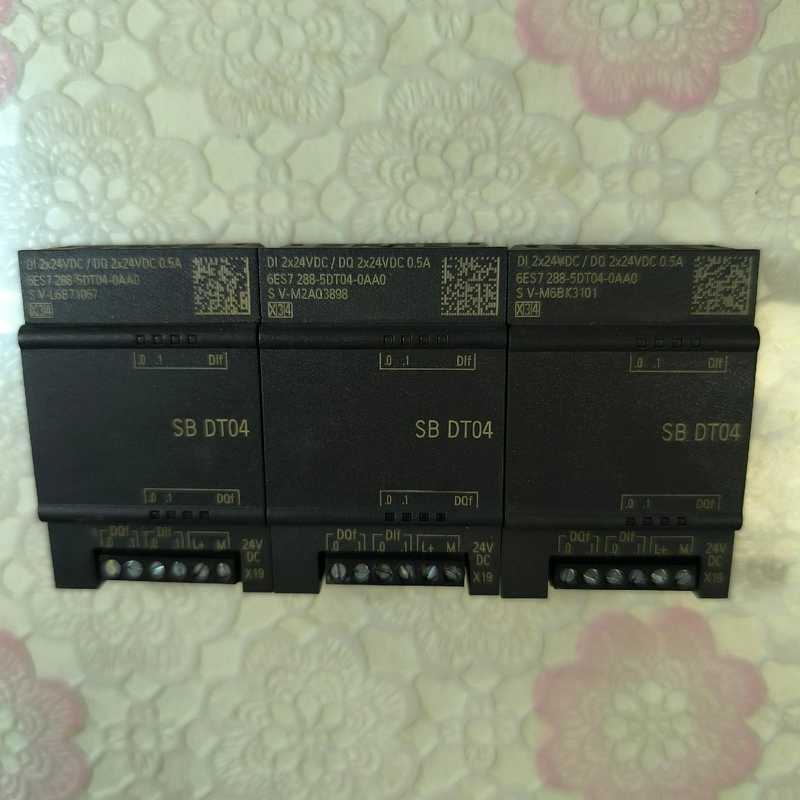 议价西门子288-5DT04-0AA0数字量信号板，功能完好，有