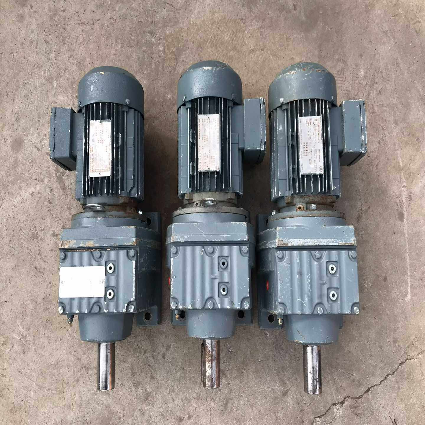 【星慕电子】3台sew卧式齿轮减速机，R57 减速机，速比1:80.55