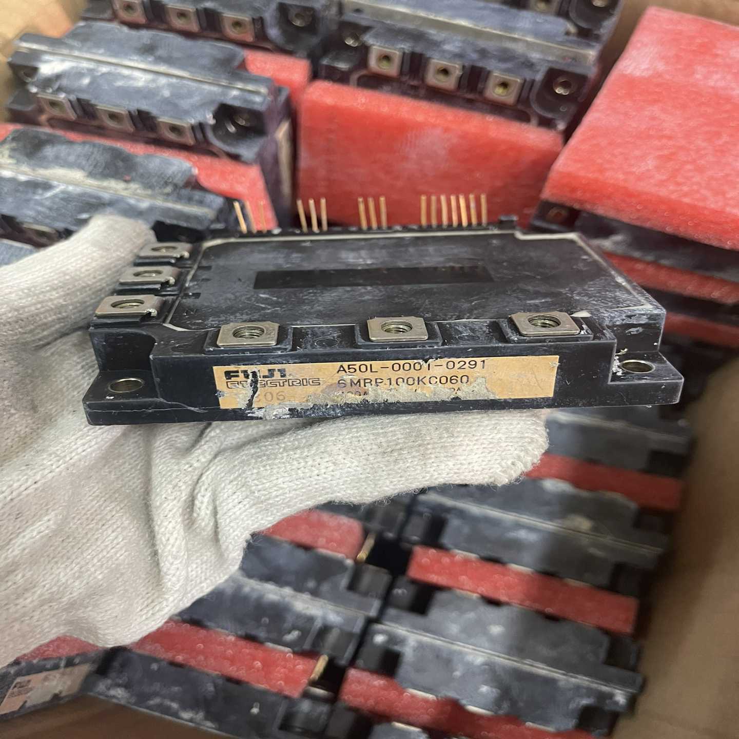 7MBP100KB060 6MBP100KB060 6MBP~询价