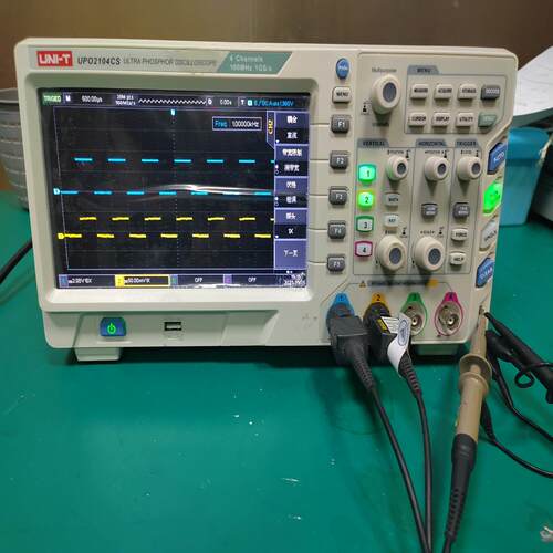 【议价】四通道100M数字示波器UNI-T优利德UPO2104CS