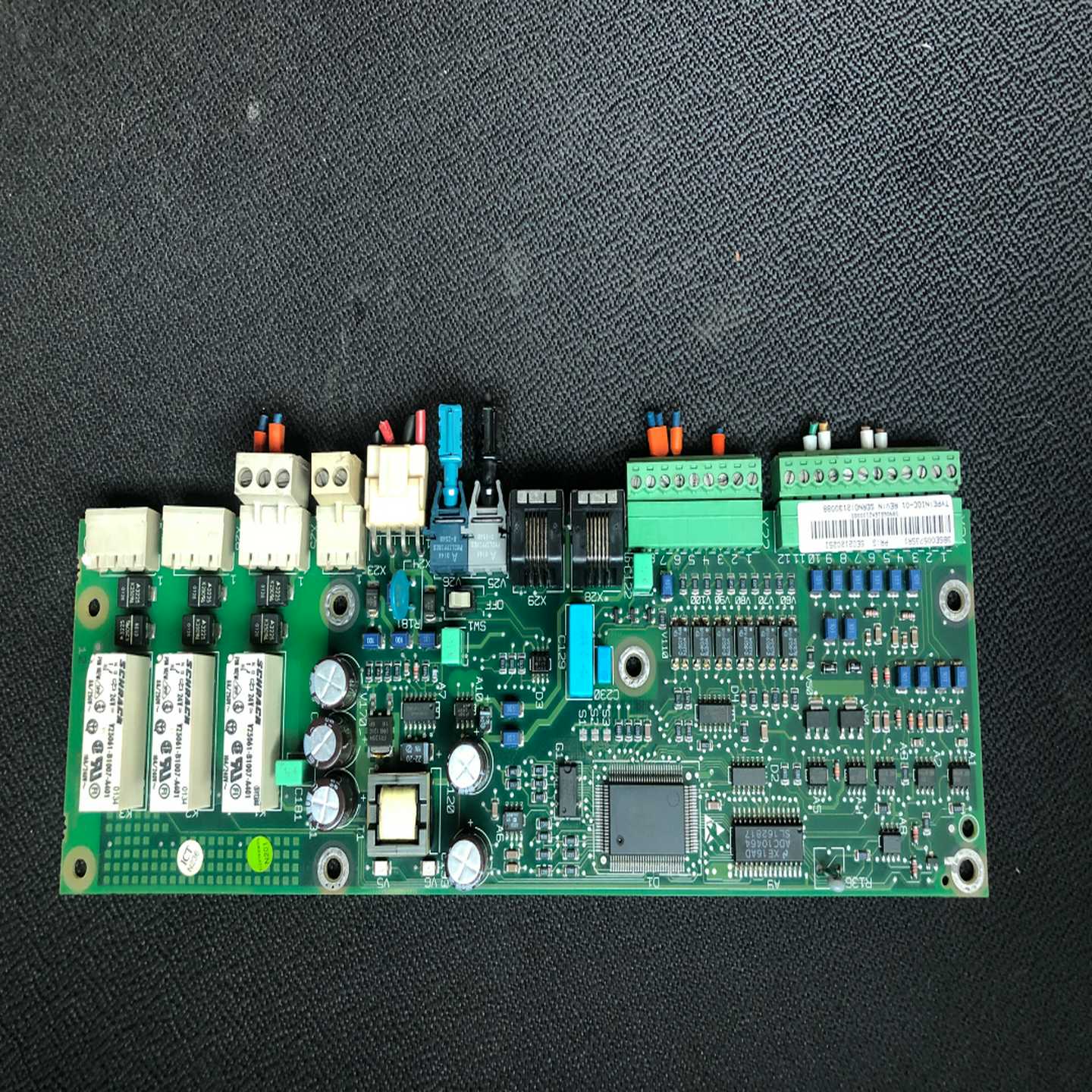 ACS600变频器3BSE005735R1 TYPE:NIO~议价