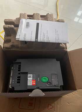 全新施耐德变频器，ATV310HU30N4A全新带包装，内外