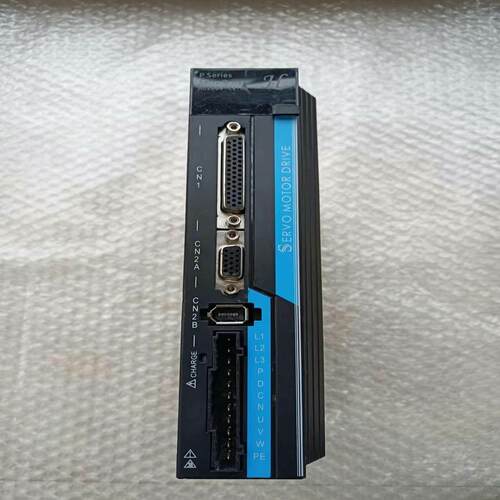 【星慕电子】J252*伺服驱动器P200H-ZX件8成新