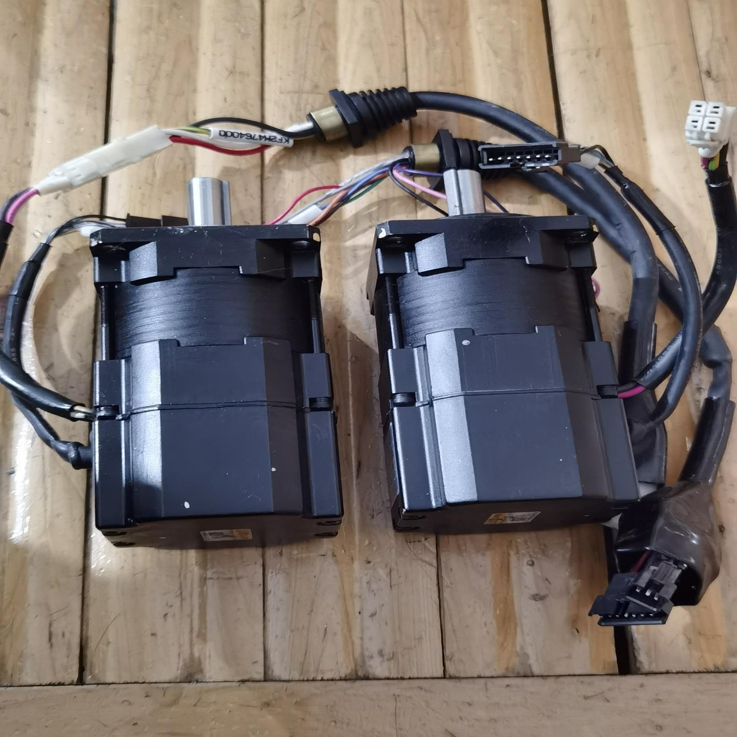 (询价)多摩川伺服电机4507N4028E200，详见下图