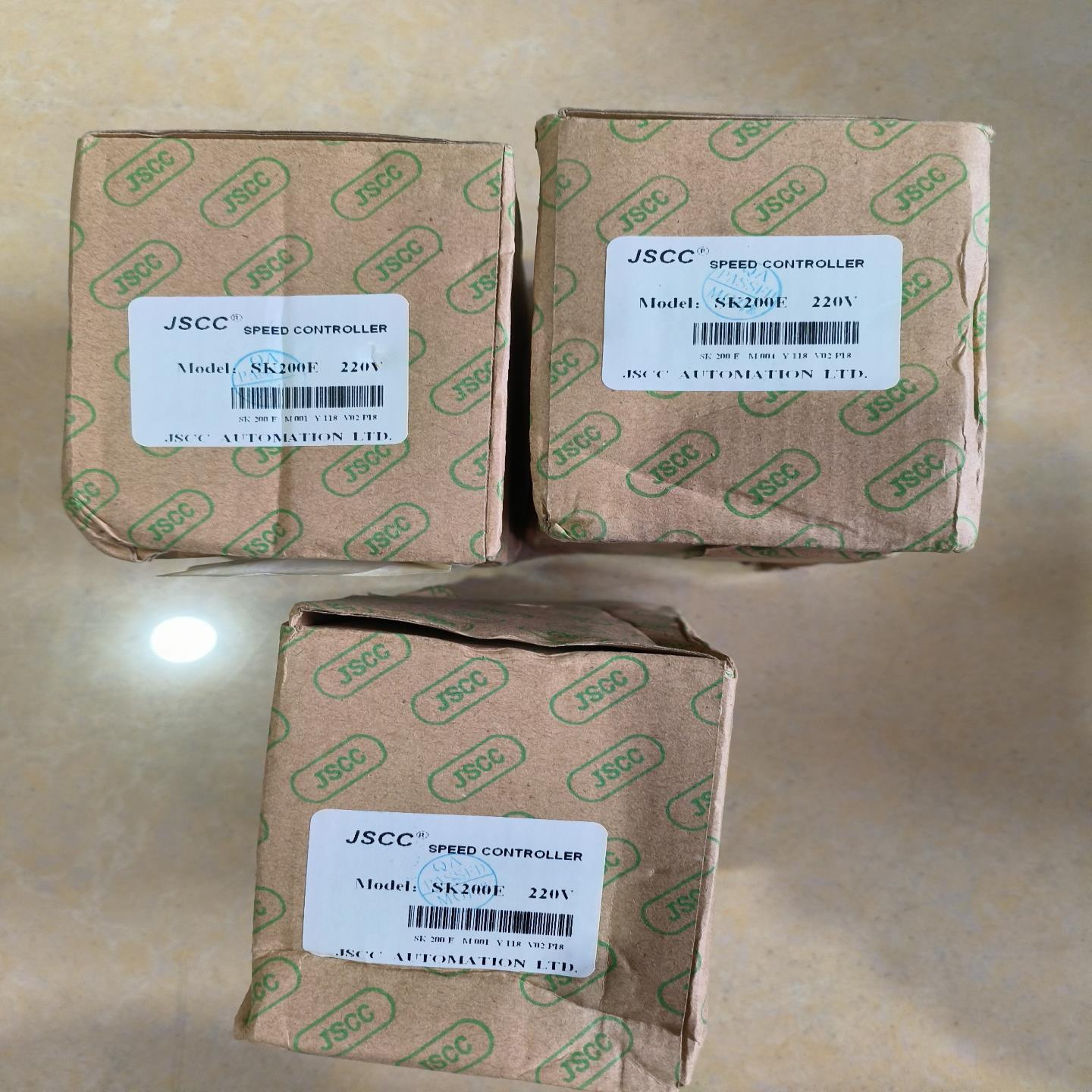 JSCC精研调速器SK200E实物图拍摄，    带包装~询价