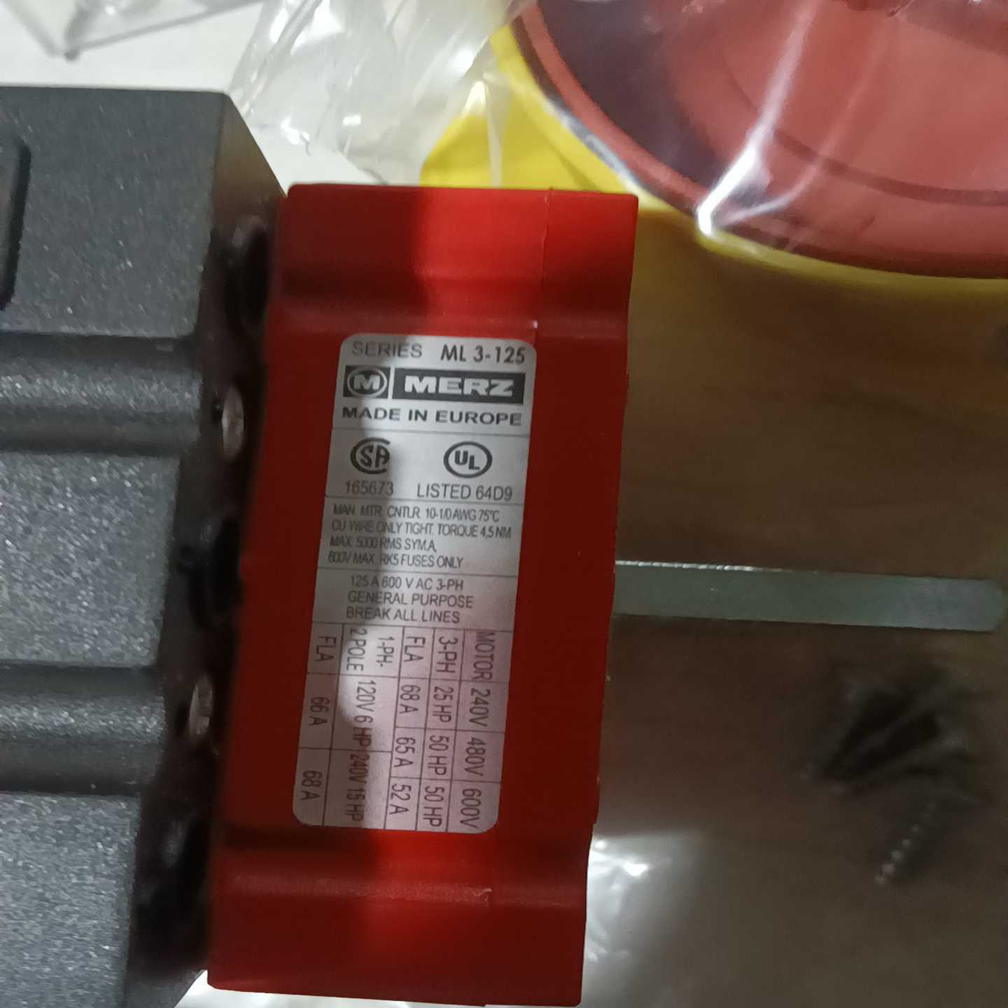 带包装波兰制造通用电器MERZ隔离开关，ML3-125(~询价