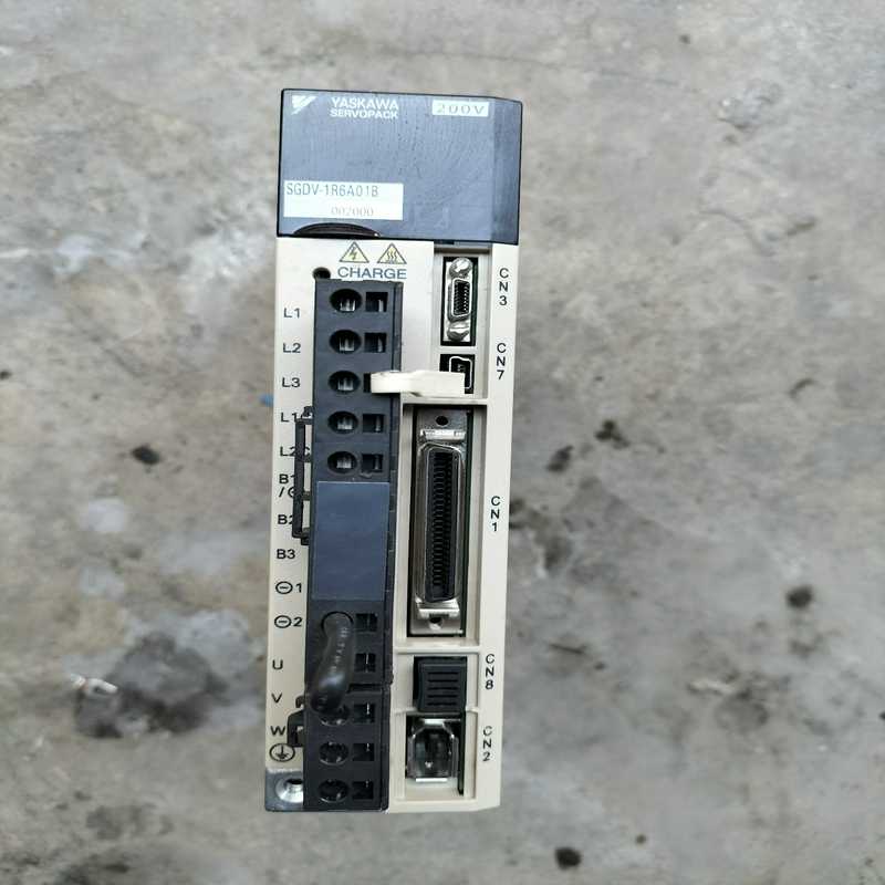 原装拆机安川驱动控制器SGDV-1R6A01B002000（崽载电子）