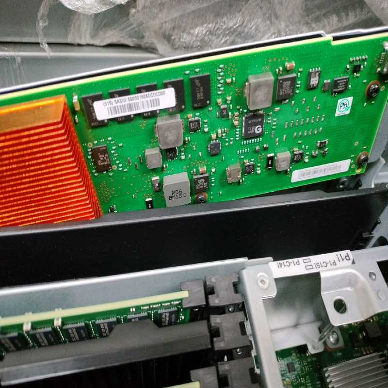 BM 57D7 SAS RAID卡   00MH939 00【鑫鑫商铺】
