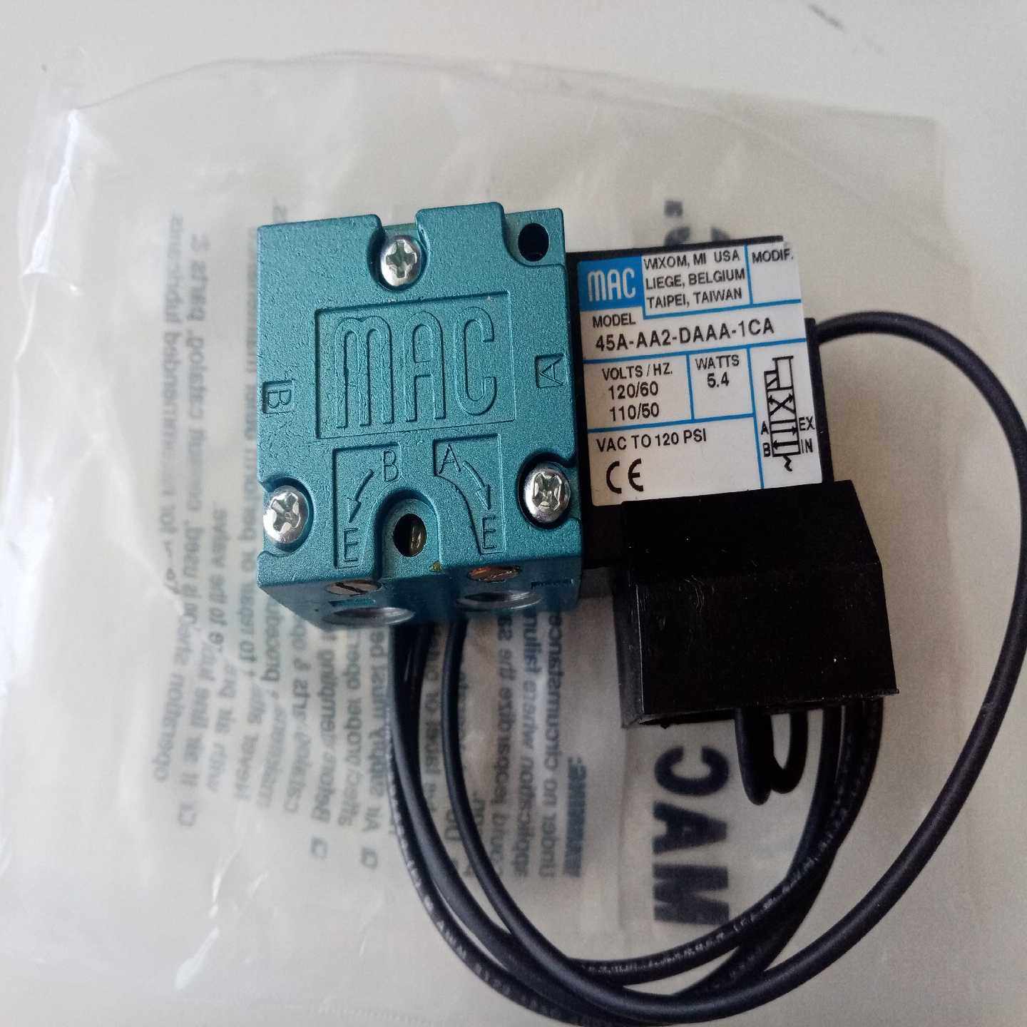 美国MAC电磁阀45A-AA2-DAAA-1CA，全新原装进{议价}
