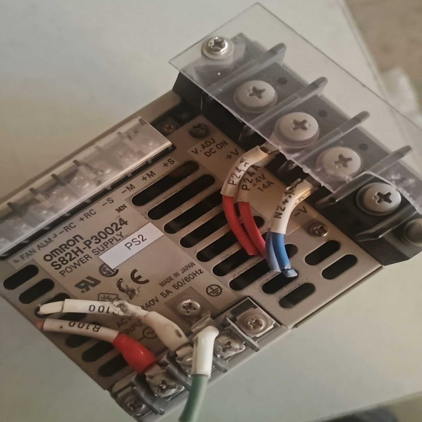 电源S82H-P30024，24V14A电源~询价