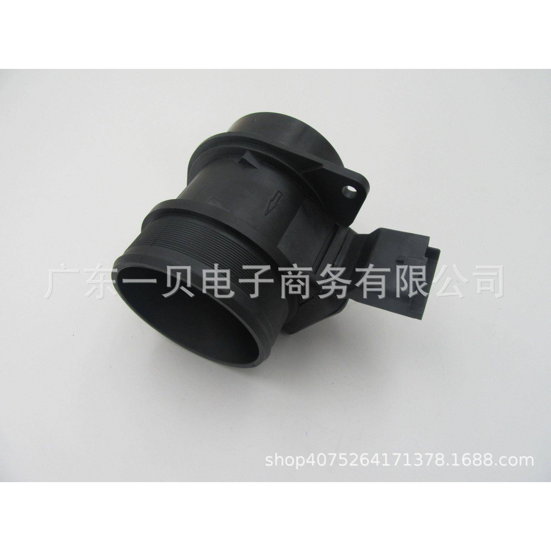 适用于标致306307406菲亚特Scudo空气流量计5WK9621Z