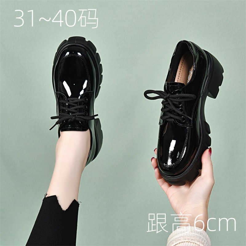 3132小码厚底松糕鞋漆皮鞋子33码亮皮单鞋2025年新款英伦风小皮鞋