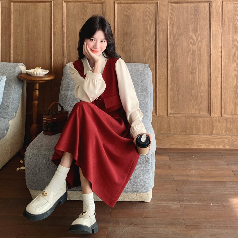 法式知性红色连衣裙女2025秋季新款回门服日常可穿假两件气质裙子