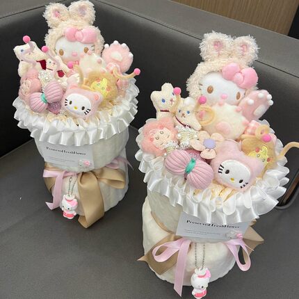 hellokitty创意玩偶花束生日礼物女生女神节送女友闺蜜老师女孩子