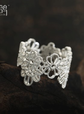 VANPIGEON/梵鸽 黄铜戒指 蕾丝花环镂空几何戒指精致新款开口指环