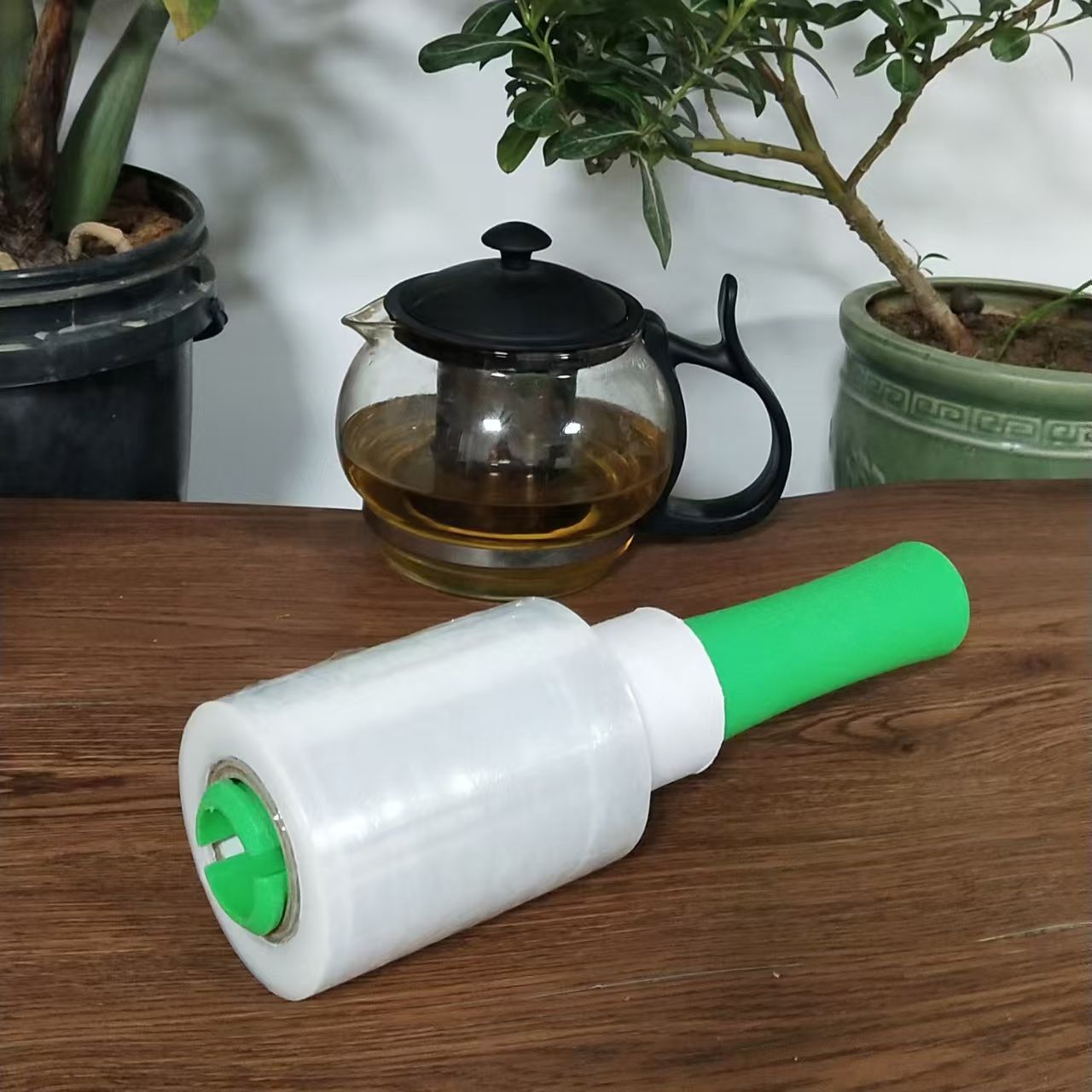 缠绕膜专用手柄小卷PE10cm手持缠绕膜打包神器护手包装工业拉伸膜