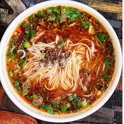 徐州肉酱米线三包可加辣肥汁肉酱方便夜宵速食香麻辣徐州米线
