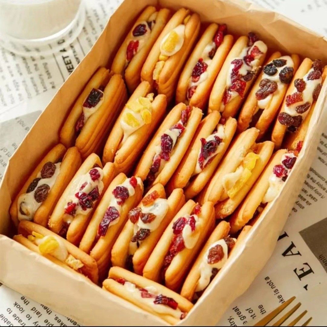 【果滋趣】啵啵奶酥纯手工牛扎奶酥夹心饼干蔓越莓酥脆浓郁袋装