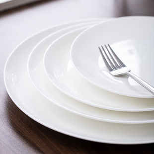 景德镇纯白骨瓷餐具西餐盘创意牛排盘子套装圆形早餐月光骨碟平盘