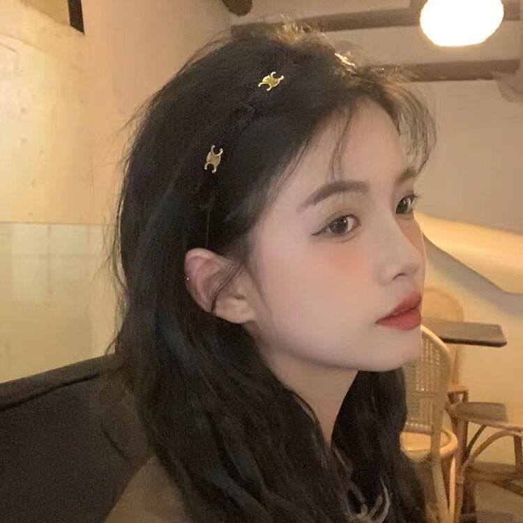 拢卡发箍当季新品法式小香风韩风丝绒高级感字母头箍女洗脸发饰品
