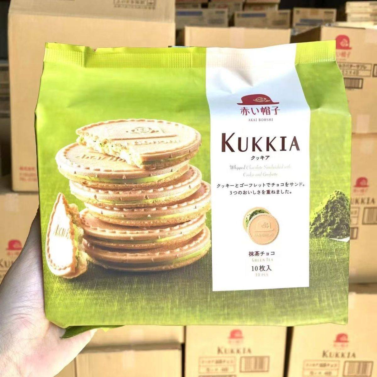 日期日本进口袋装红帽子阡朋夹心饼干法式薄脆抹茶巧克力零食