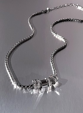 合金吊坠 中性冷淡风圆环吊坠项链女轻奢小众设计时尚潮流高级ins