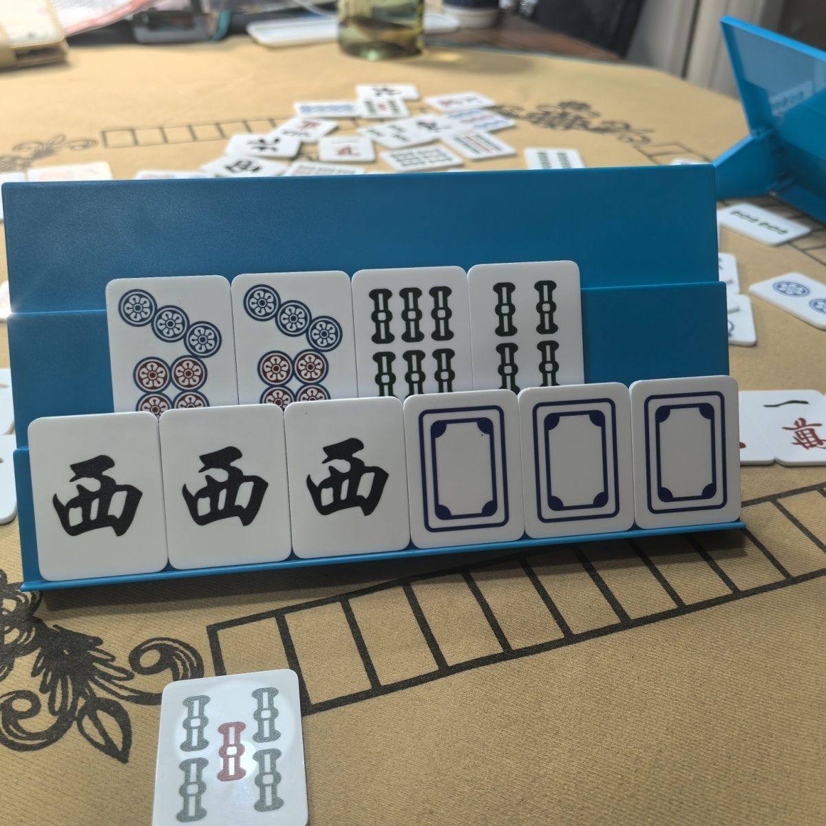 便携式旅行麻将牌桌面游戏亚克力多人游戏麻将扑克