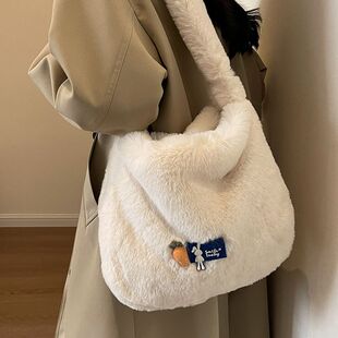 适合冬天背的包毛绒包包女大容量2023新款潮秋冬毛茸茸斜挎包网红