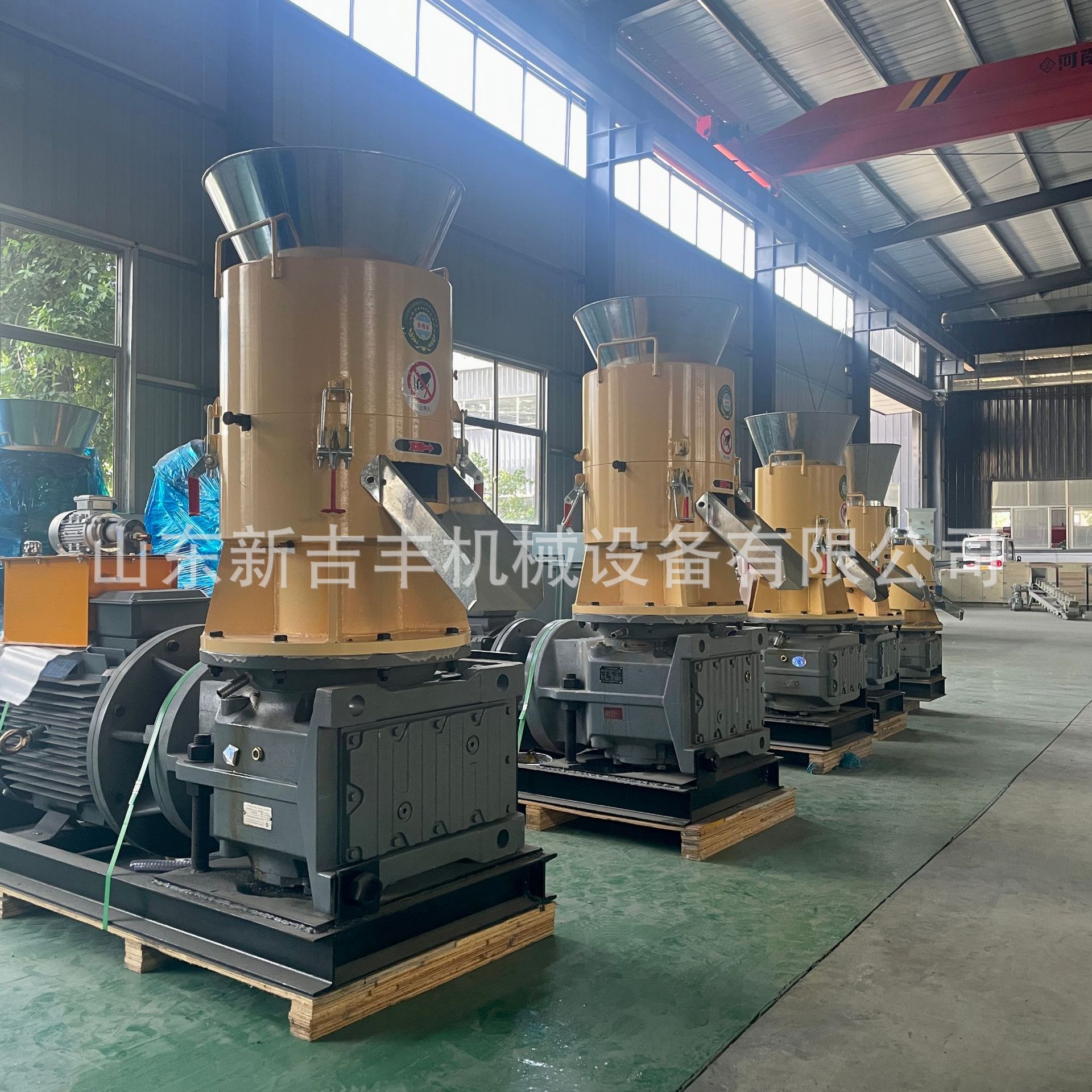 小型花生壳稻壳挤压成型机 木屑木粉生物质燃料造粒机 可来料试机