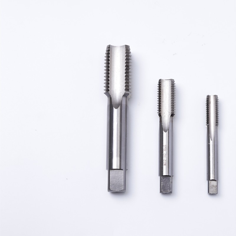 机用直槽切削丝攻机用丝锥M65M68M70M72M75X1.5X2X3X4X6细牙非标