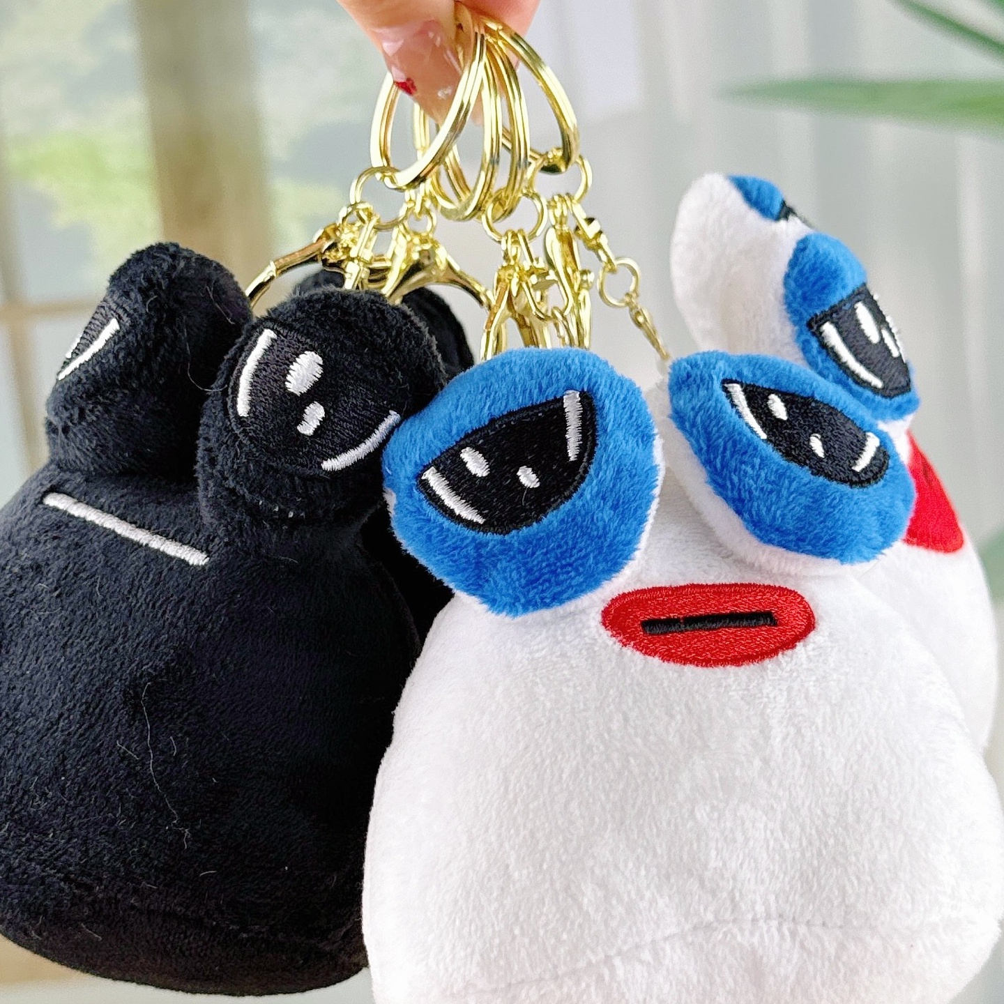 跨境新款 我的宠物外星人pou plush公仔周边毛绒玩具蜗牛娃娃