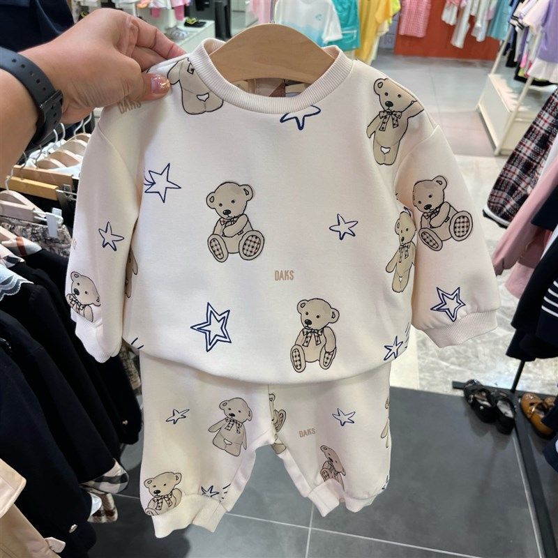 韩国童装 25春款男女宝洋气可爱卡通熊满印卫衣卫裤外出休闲套装,童装/婴儿装/亲子装,套装,淘宝优惠券,粉丝福利购,淘宝优惠卷