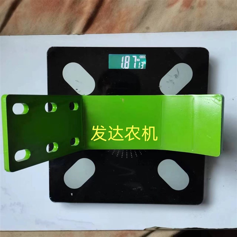 旋耕机中间犁箱体保护板 犁尖防护防磨板 中间变速箱防磨护板犁尖