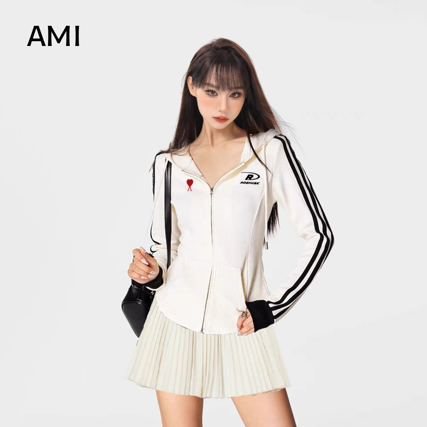 AMI美式黑色条纹连帽卫衣外套女春秋新款设计感修身短款上衣穿搭