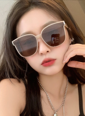 茶色圆脸墨镜女2023新款级感大脸显瘦防晒偏光开车专用太阳眼镜