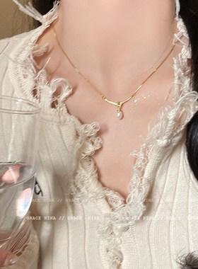 滑落颈间~简约打结l珍珠项链2024新款气质锁骨链女高级感百搭配饰