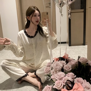 波点冰雪丝缎面睡衣女春夏季 2025新款 性感甜美风带胸垫四件套轻奢