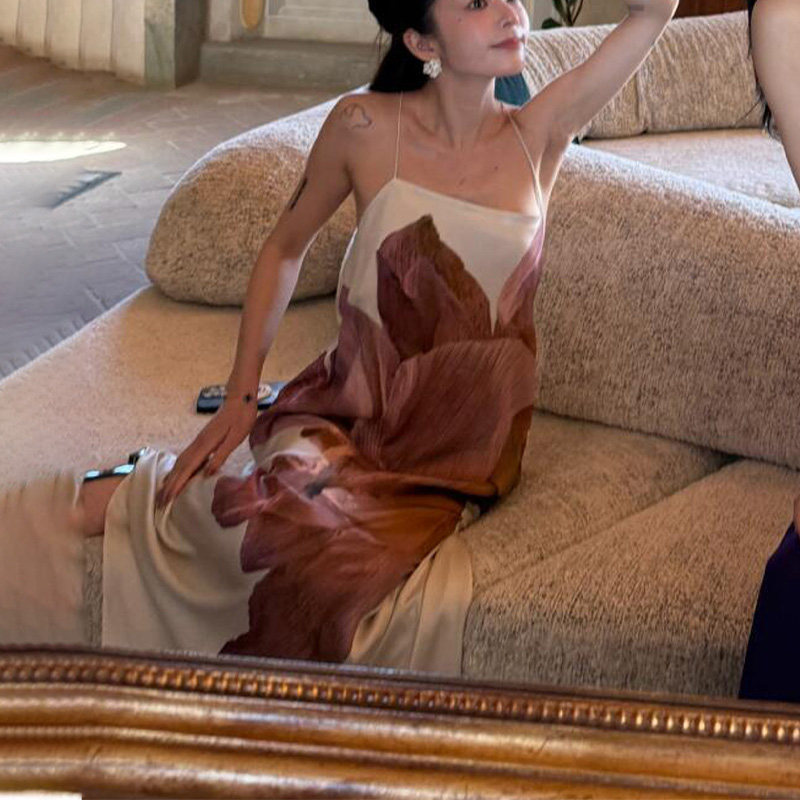 2025新款法式复古米兰花印花睡衣女夏季吊带长裙漏背高级感度假风